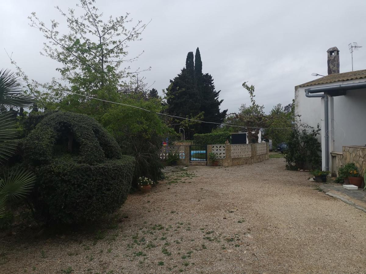 Casa Rural Masia D'En Gall L'Aldea Bagian luar foto